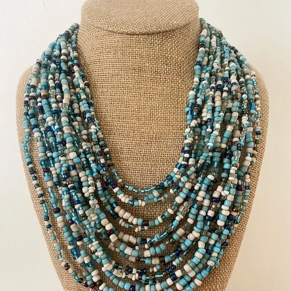 Unique Vintage Aqua Blue and White Beaded Necklace with carved wood clasp - Picture 2 of 9